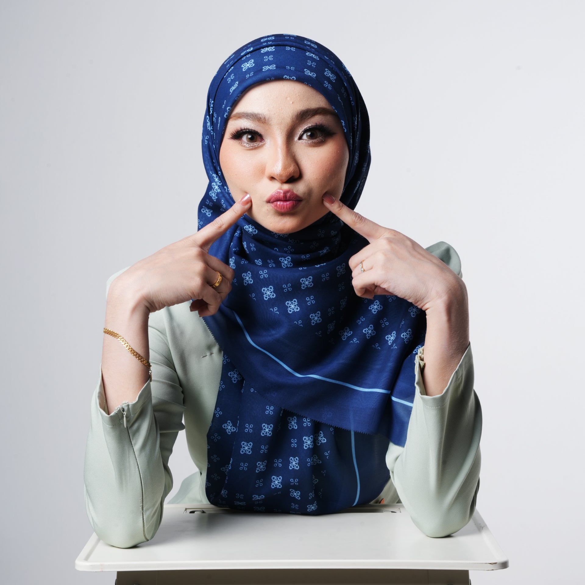 Image of The Different Series 1.0 - Mono Whisper