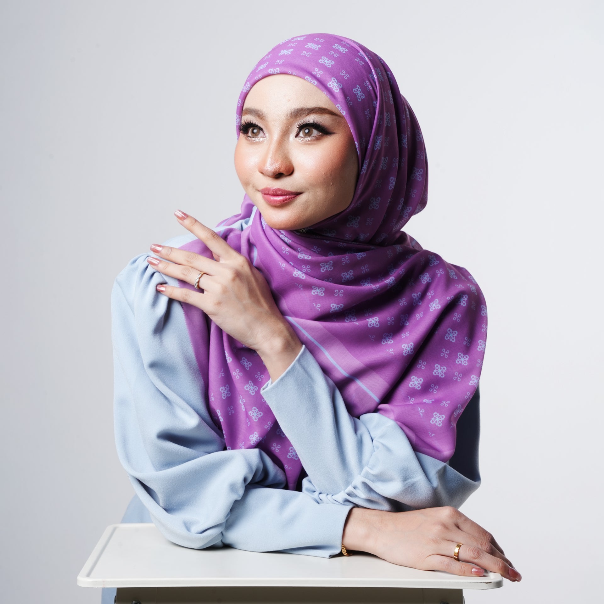 Image of The Different Series 1.0 - Mono Whisper